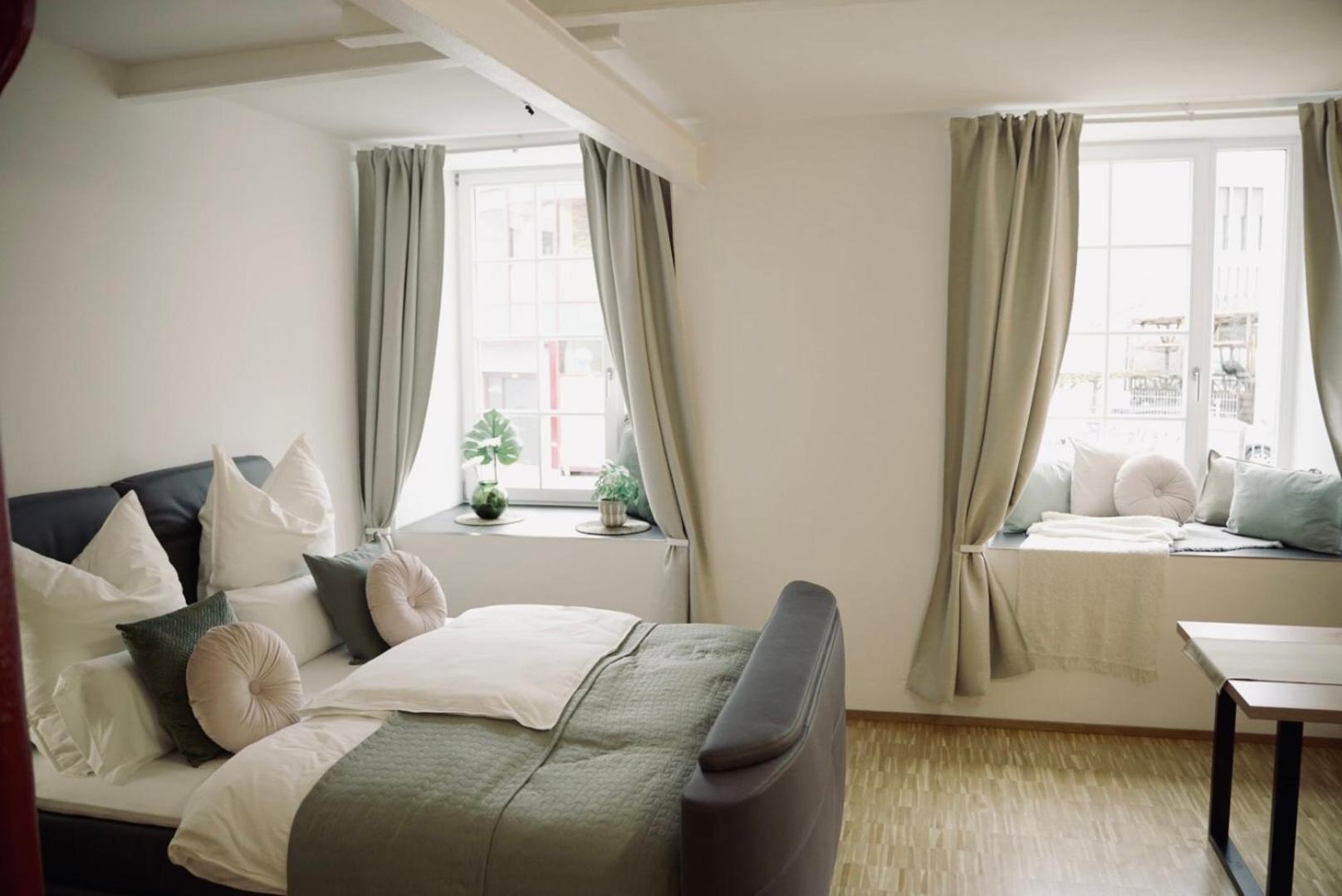 De La Vie Reutlingen - Altstadt Apartment An Stadthalle & Am Marktplatz Esterno foto