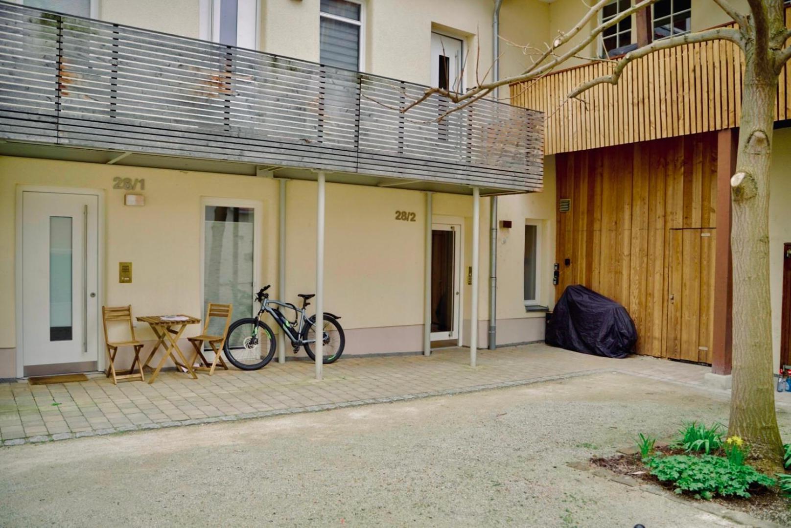 De La Vie Reutlingen - Altstadt Apartment An Stadthalle & Am Marktplatz Esterno foto